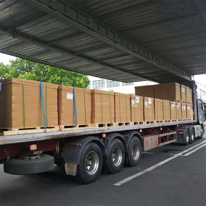 湖北宜昌兴山县到新疆喀什叶城县物流公司湖北宜昌兴山县至新疆喀什叶城县物流专线往返运输